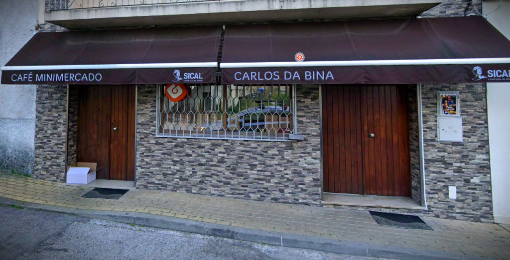 Caf&eacute; Minimercado Carlos Da Bina